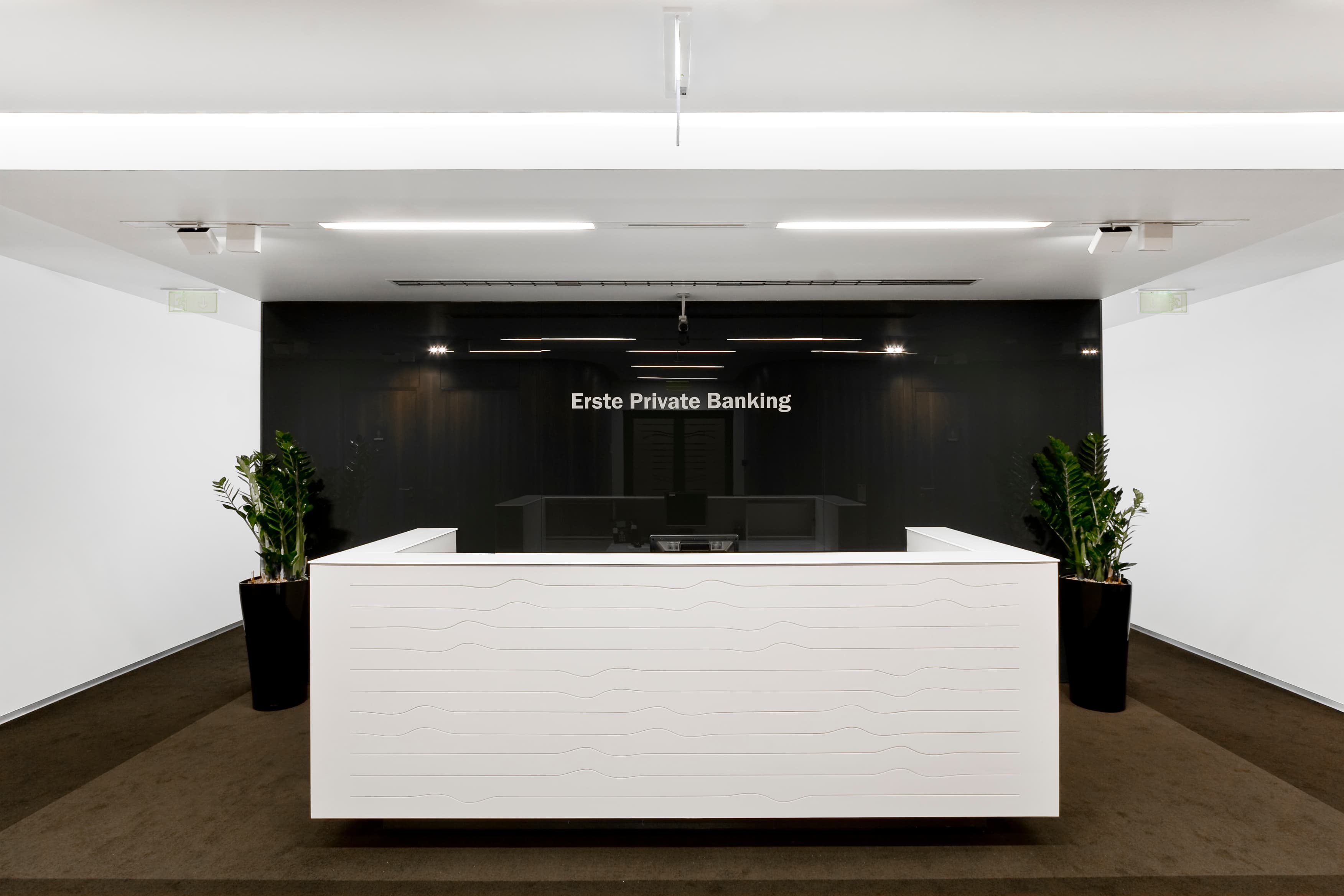 Erste Bank MOM