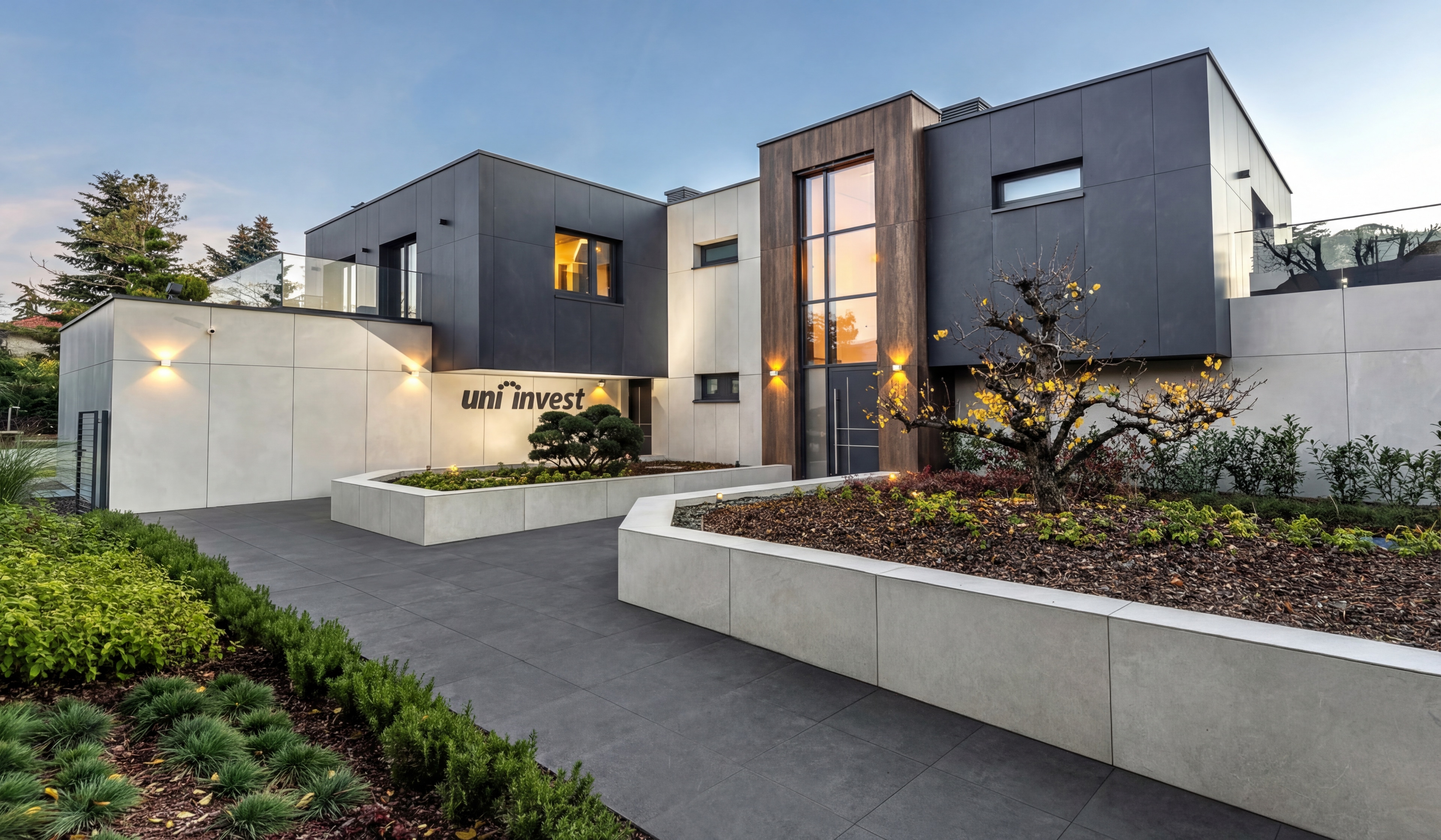 Uni-Invest Székház